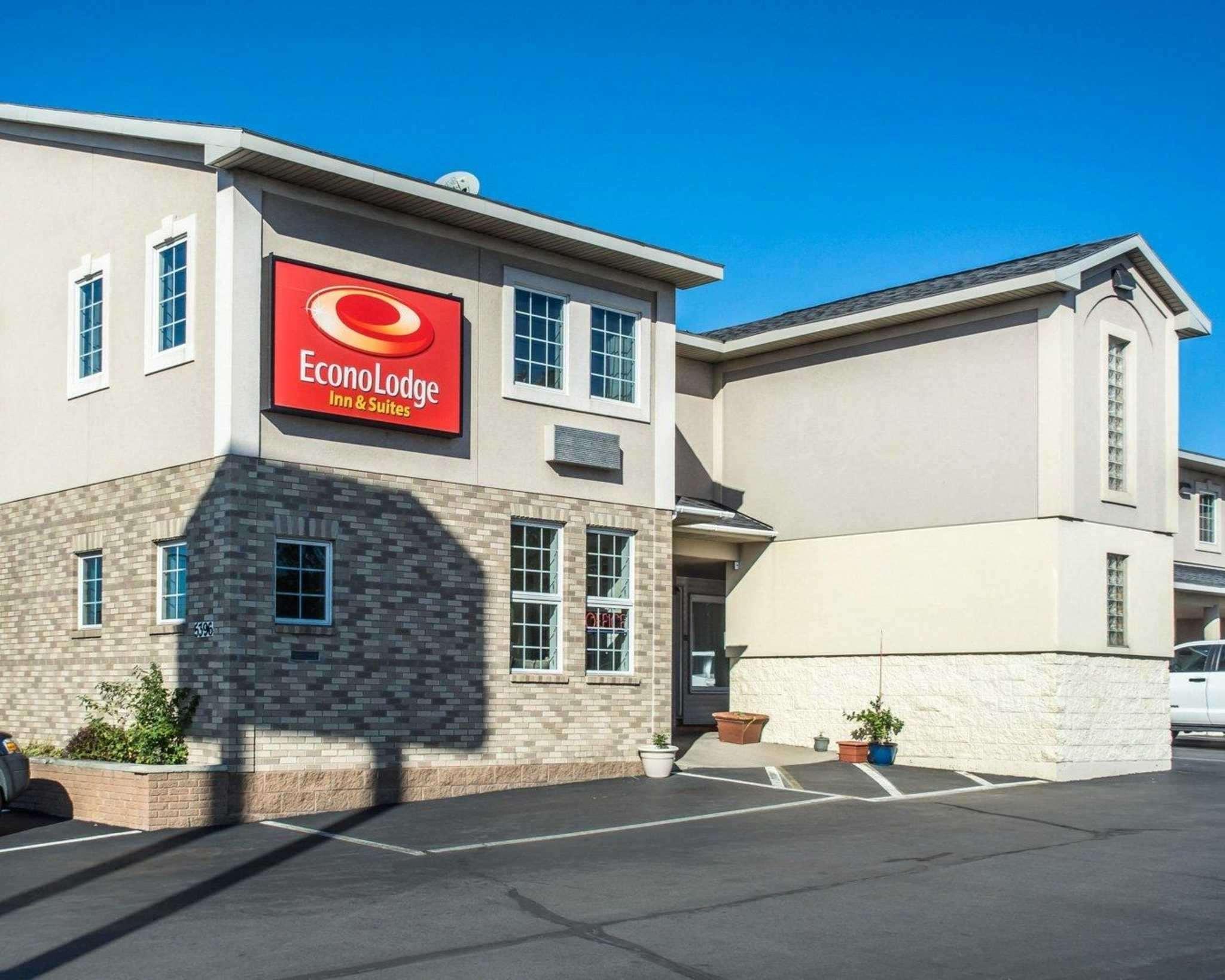 Econo Lodge & Suites Airport North Syracuse Luaran gambar