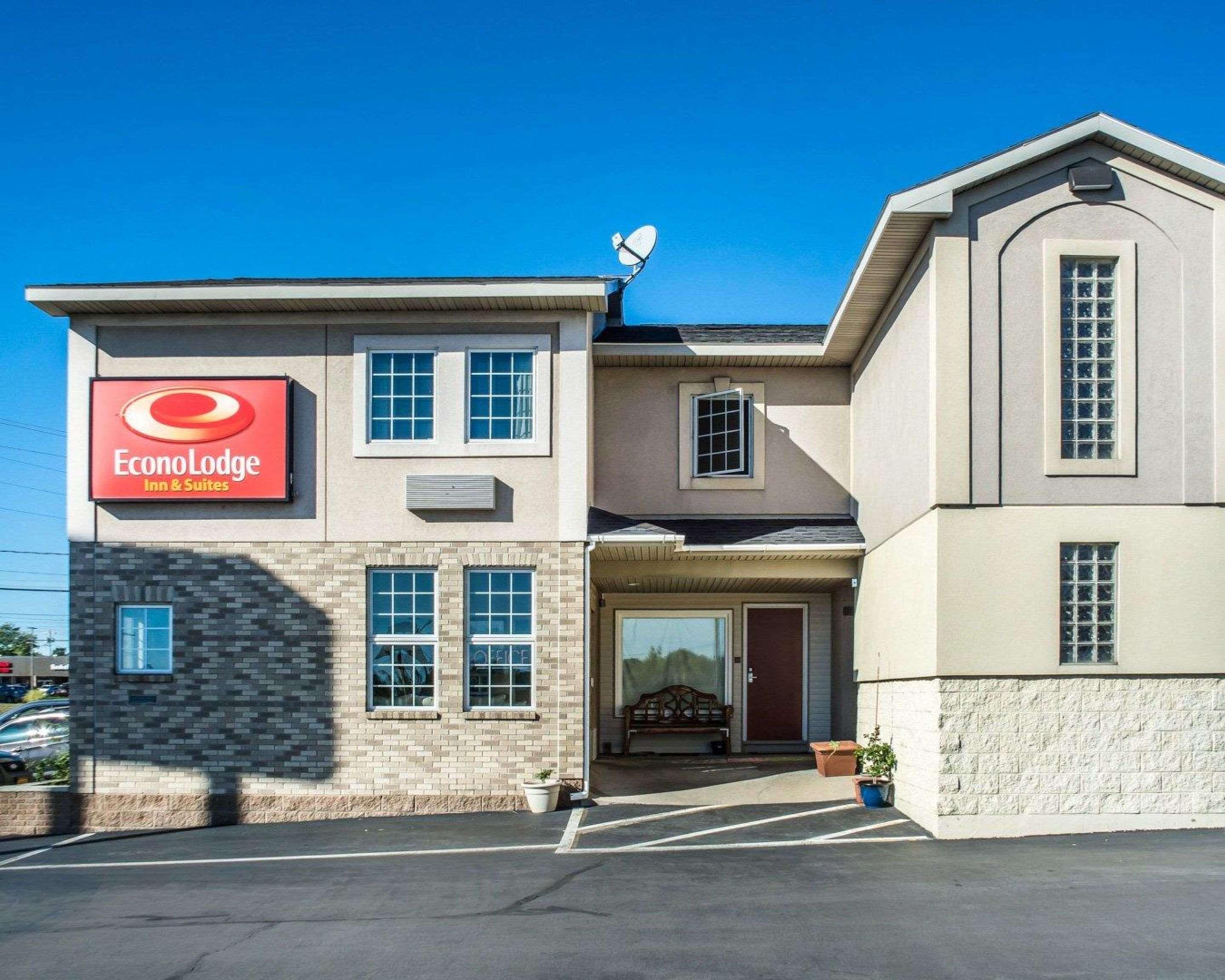 Econo Lodge & Suites Airport North Syracuse Luaran gambar