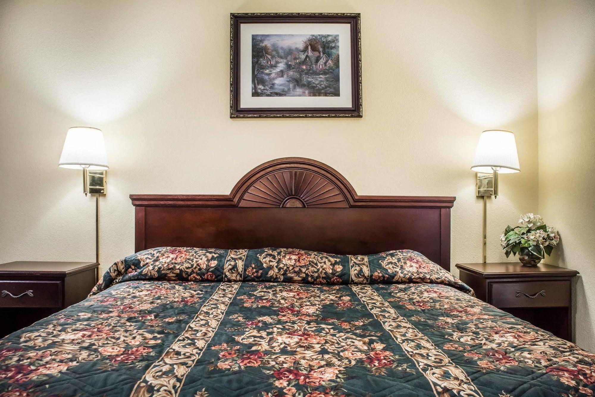 Econo Lodge & Suites Airport North Syracuse Luaran gambar